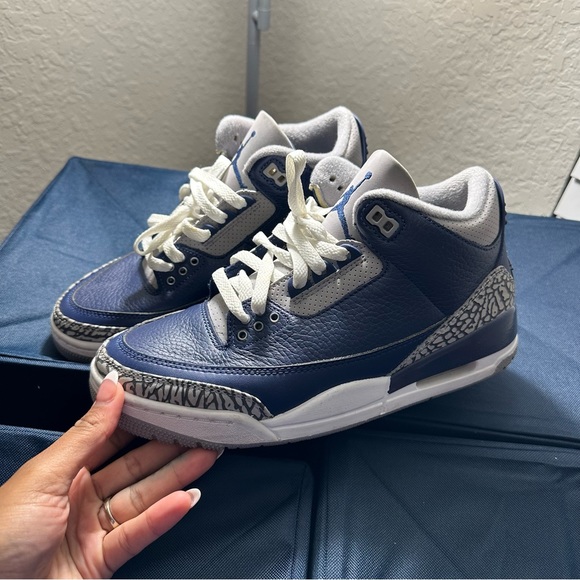 Jordan 3 Retro Georgetown (2021) size 7 - Picture 1 of 5
